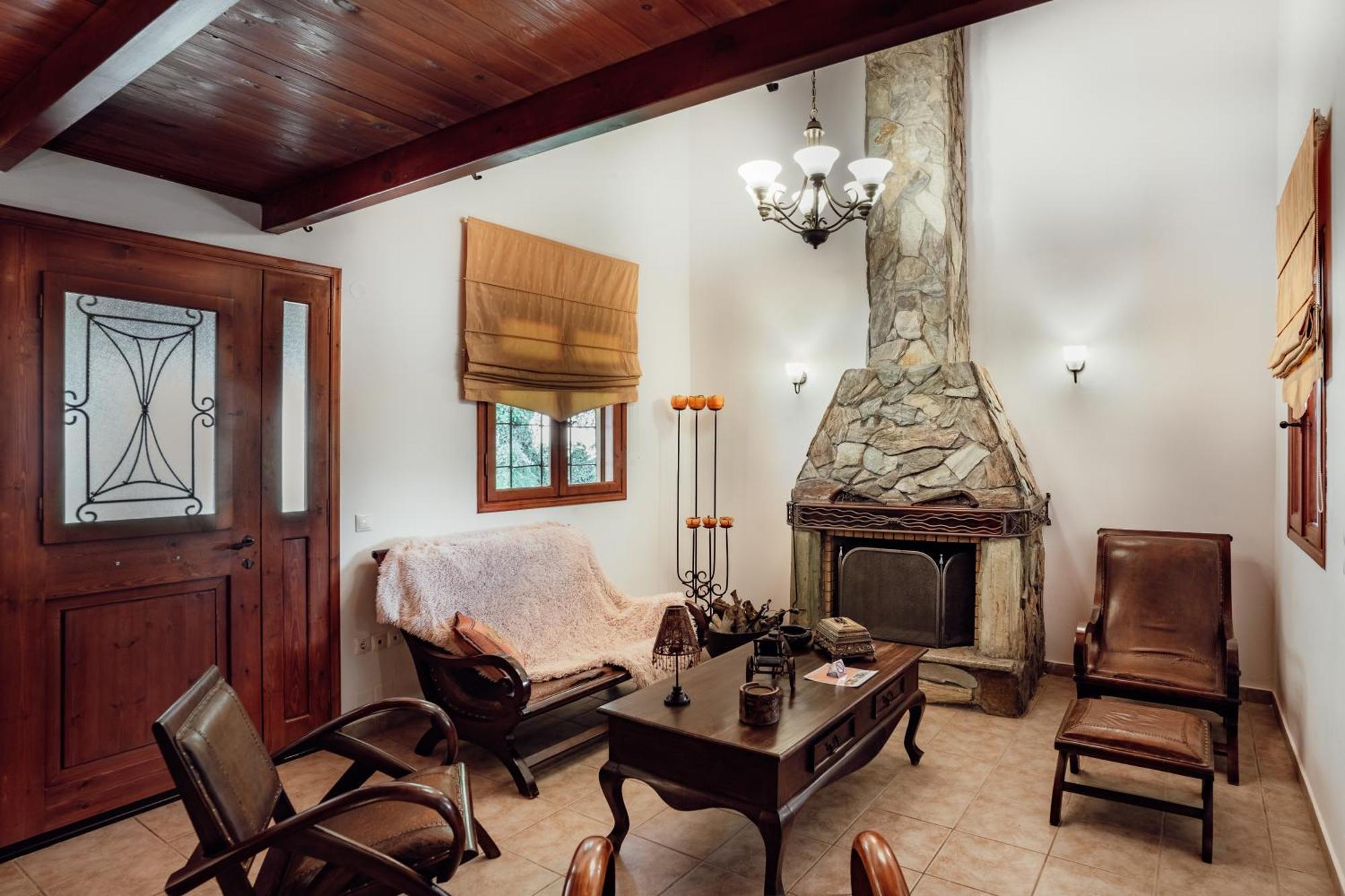 Dm Elegant And Charming Villa Foinikia  Ngoại thất bức ảnh