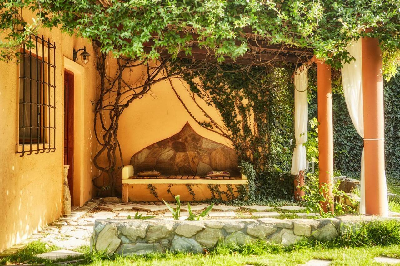 Dm Elegant And Charming Villa Foinikia  Ngoại thất bức ảnh